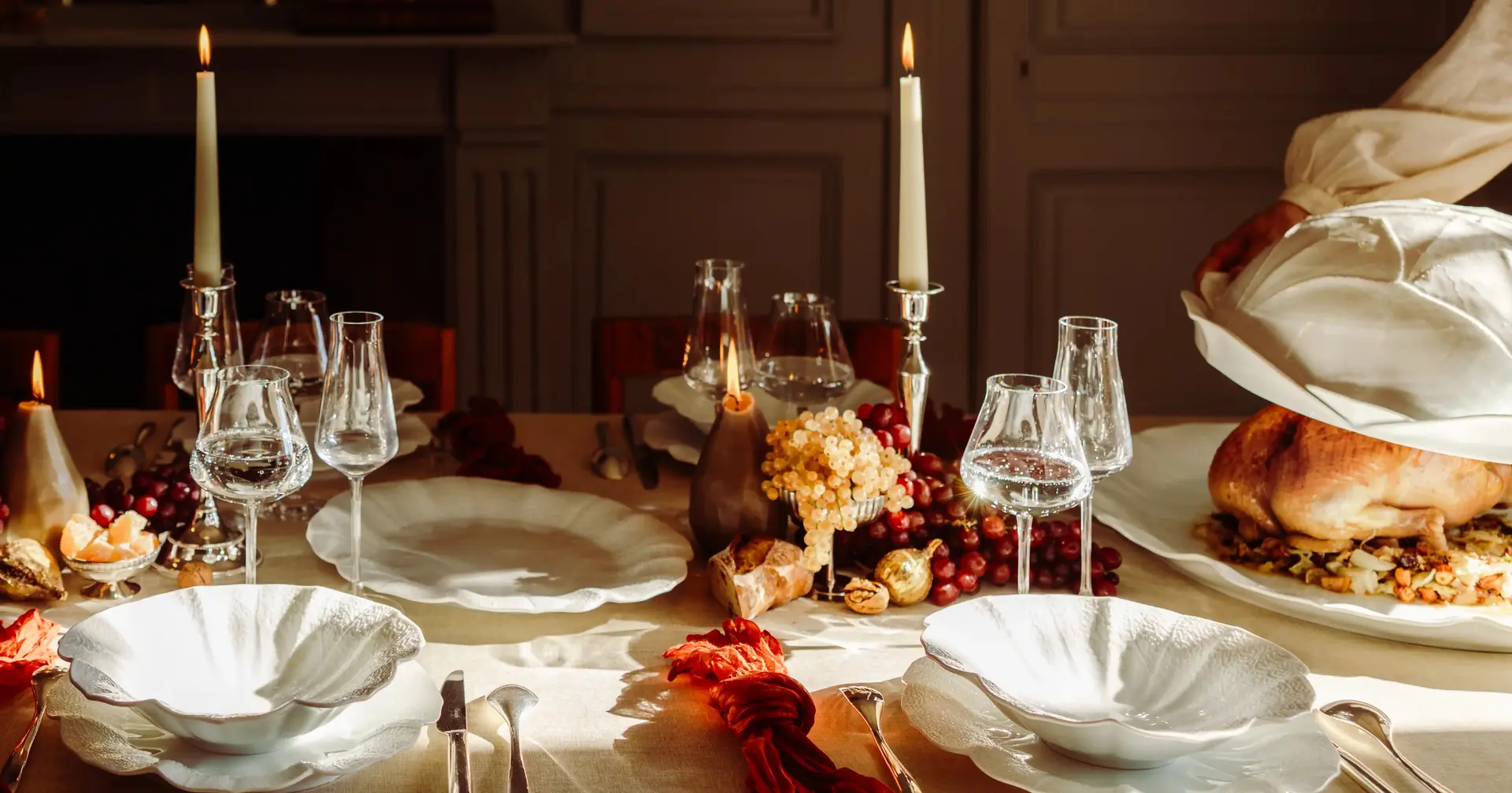 Luxury Thanksgiving Dinner 2026: Decor and Tableware Ideas for Elegant Table Setting