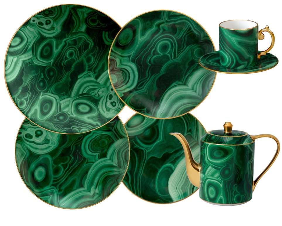 L'Objet Malachite dinnerware collection