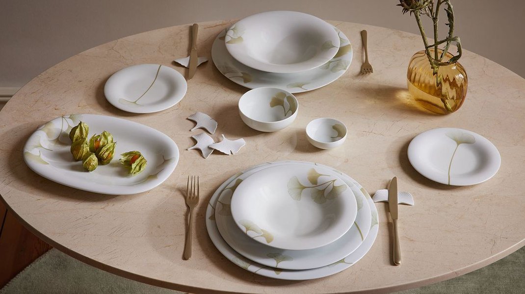 The Fluen luminea china collection by Fürstenberg