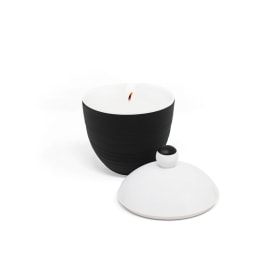 J.L Coquet, Hémisphère Black Bakelite, Candle jar "orange tree" scent