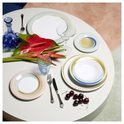 Fürstenberg, Fluen shifting colors, Breakfast plate