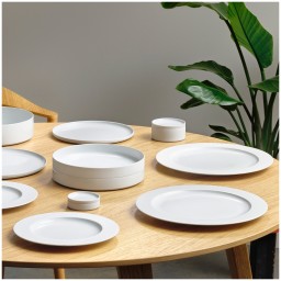 Fürstenberg, Datum satine, Dinner plate with rim