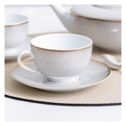 Raynaud, Oskar, Tea cup