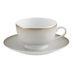 Raynaud, Oskar, Tea cup and saucer