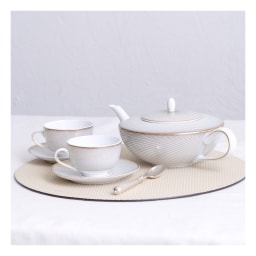 Raynaud, Oskar, Tea cup and saucer