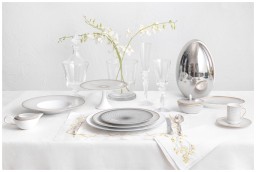 Raynaud, Oskar, Petit four stand, medium