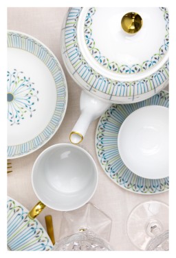 Robert Haviland & C. Parlon, Jardin de louise, Coffee cup & saucer