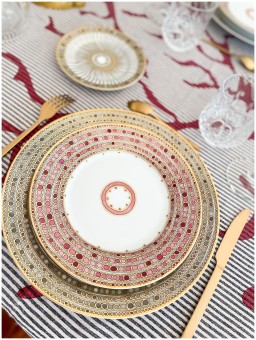 Robert Haviland & C. Parlon, Syracuse Fuschia, Rim soup plate