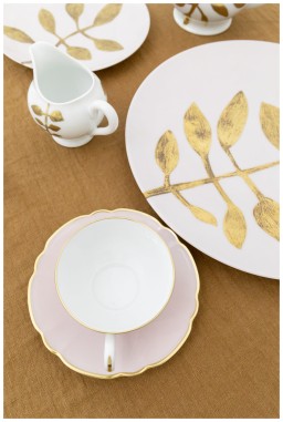 Robert Haviland & C. Parlon, Daphne Colors, Dinner plate