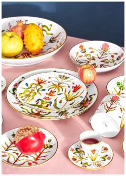 L'Objet, Grand Tour, Dinner plate