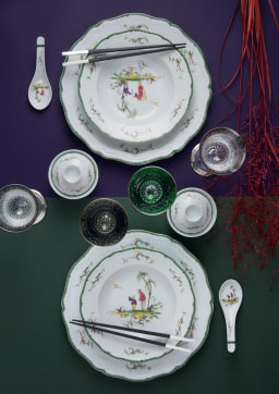 Raynaud, Longjiang, Long cake platter