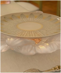 Daum, Or d'Abeille Tableware, Small presentation flower