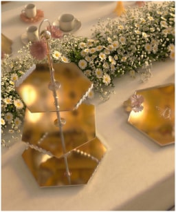 Daum, Or d'Abeille Tableware, 3 tiers stand