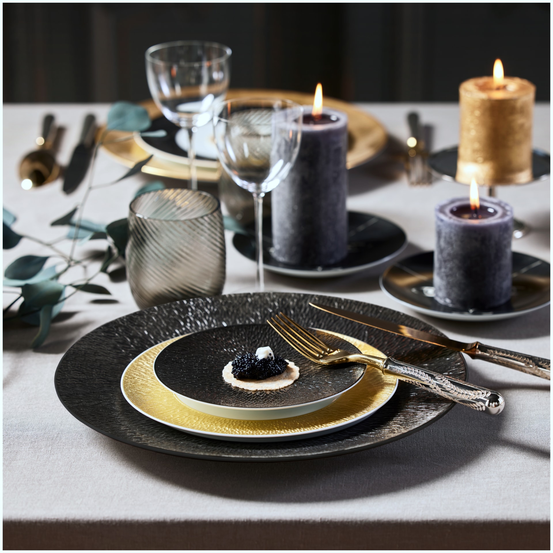 Raynaud, Minéral irisé Black, Breakfast set for 6 persons