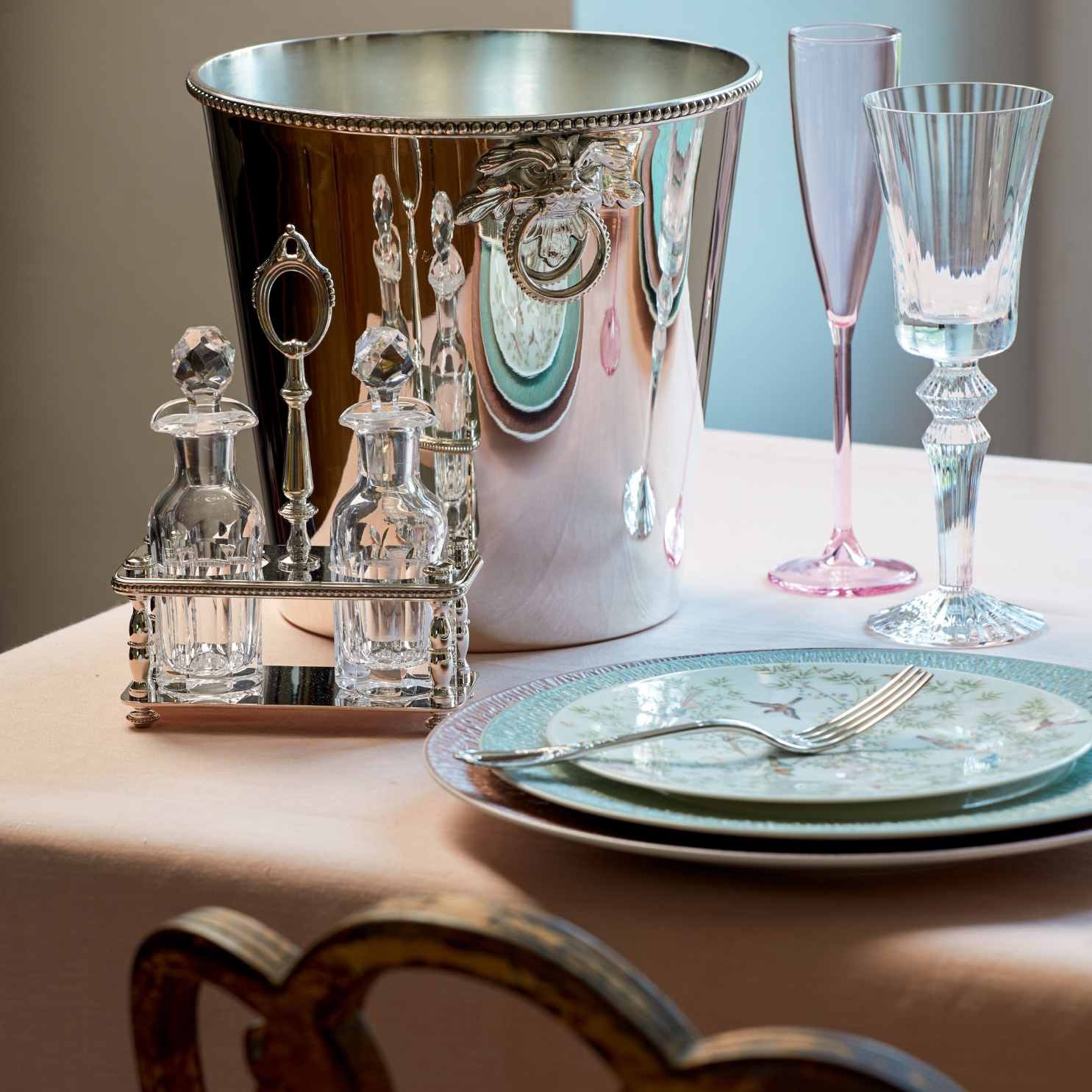 Raynaud, Minéral irisé Sky Blue, Breakfast set for 6 persons