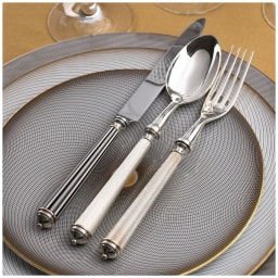 Raynaud, Oskar, Grand dining set for 8 persons