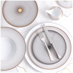 Raynaud, Oskar, Dinner set for 6 persons