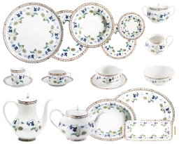 Haviland, Impératrice Eugénie, Grand dining set for 8 persons