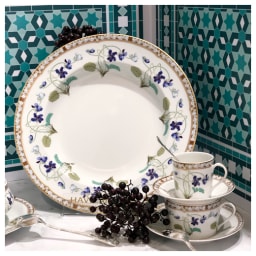 Haviland, Impératrice Eugénie, Grand dining set for 8 persons