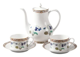 Haviland, Impératrice Eugénie, Set of teapot and 2 tea cups with saucers