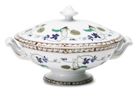 Haviland, Impératrice Eugénie, Covered vegetable dish