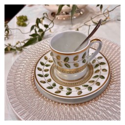 Bernardaud, Constance, Breakfast cup and saucer