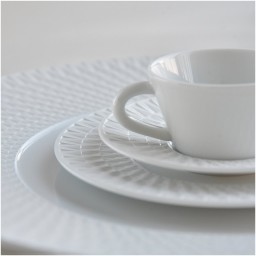 Bernardaud, Twist White, Presentation plate