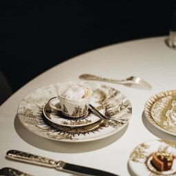 Bernardaud, Versailles Enchanté, Hot beverage server