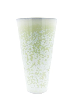 Jaune de Chrome, Song Amande, Cone vase, small