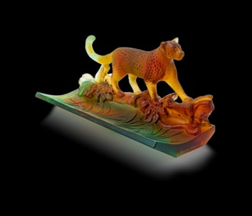 Daum, Univers Animaliers, Tropical leopard pencil holder