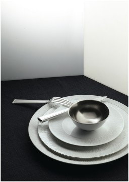 Raynaud, Minéral irisé Pearl Grey, Deep plate with rim, large