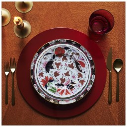 Von Gern Home, Lacquer placemats and coasters, Round ombre placemat, red ombre