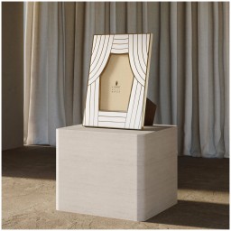 L'Objet, Picture Frames, Kelly Behun Curtain Up Frame 13x18 cm