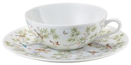 Raynaud, Paradis, Tea cup extra and saucer white background