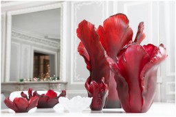Daum, Tulipe vases, Rouge à l'or magnum vase
