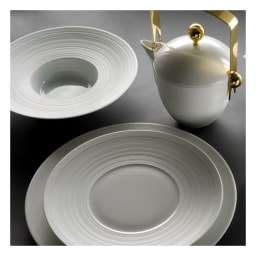 J.L Coquet, Hémisphère White Satin, Breakfast saucer