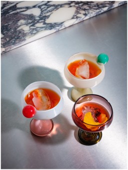 Helle Mardahl, Glasses and cups, Cocktail glass with a twist, champagne