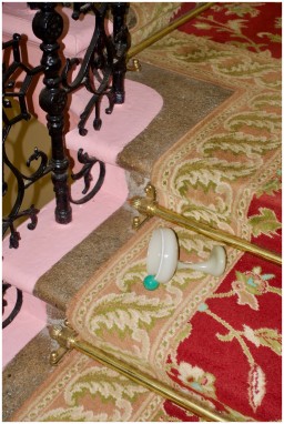 Helle Mardahl, Glasses and cups, Cocktail glass with a twist, champagne