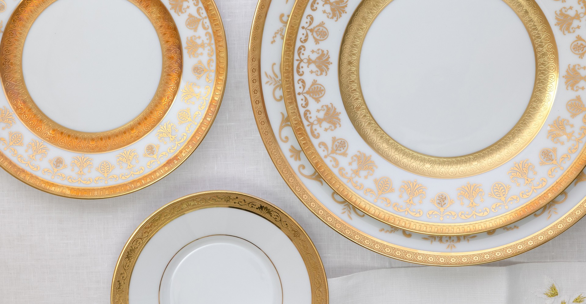 Luxury Dinnerware