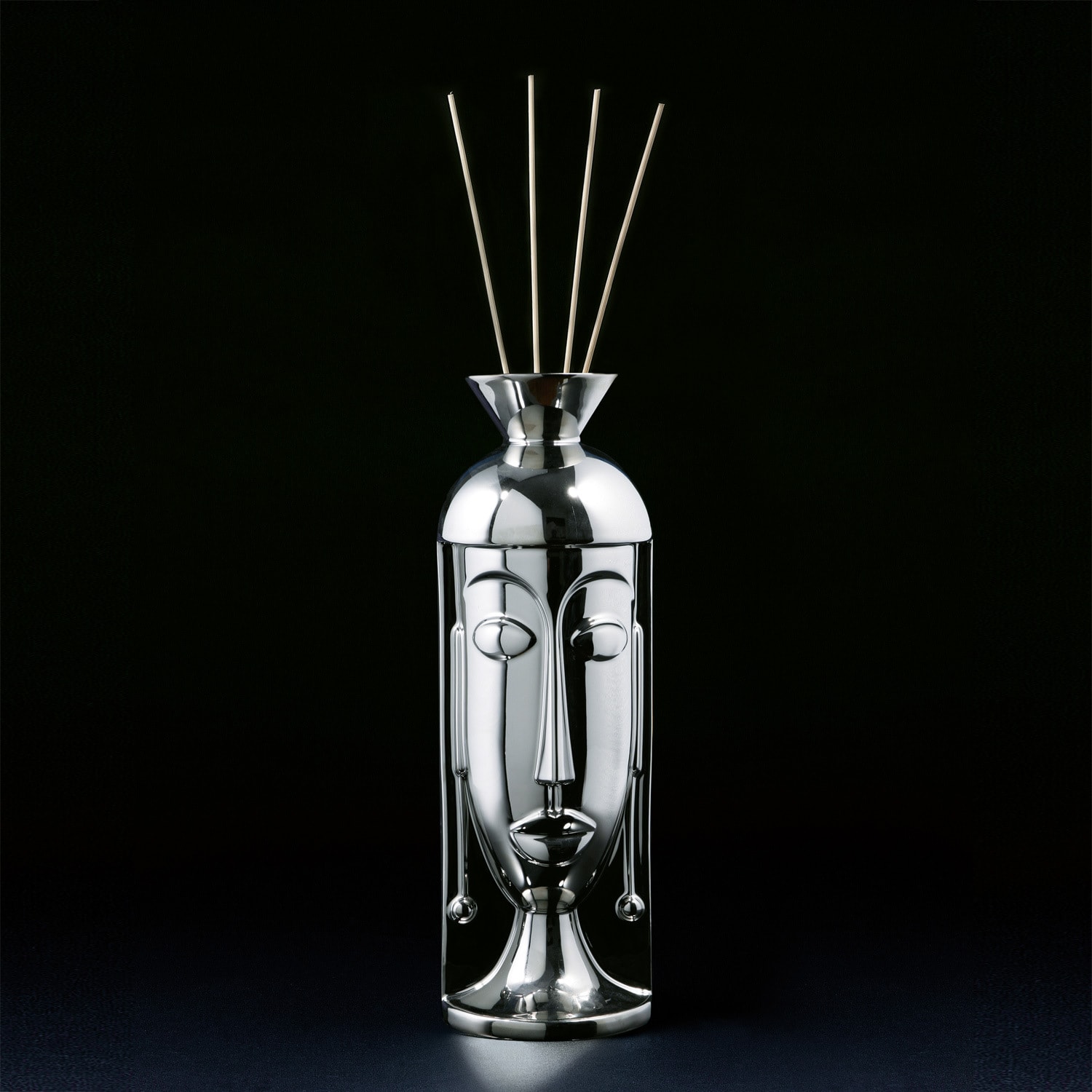 Sieger by Fürstenberg, Objects to a Muse, Scent of a Muse vaporizer for room fragrance