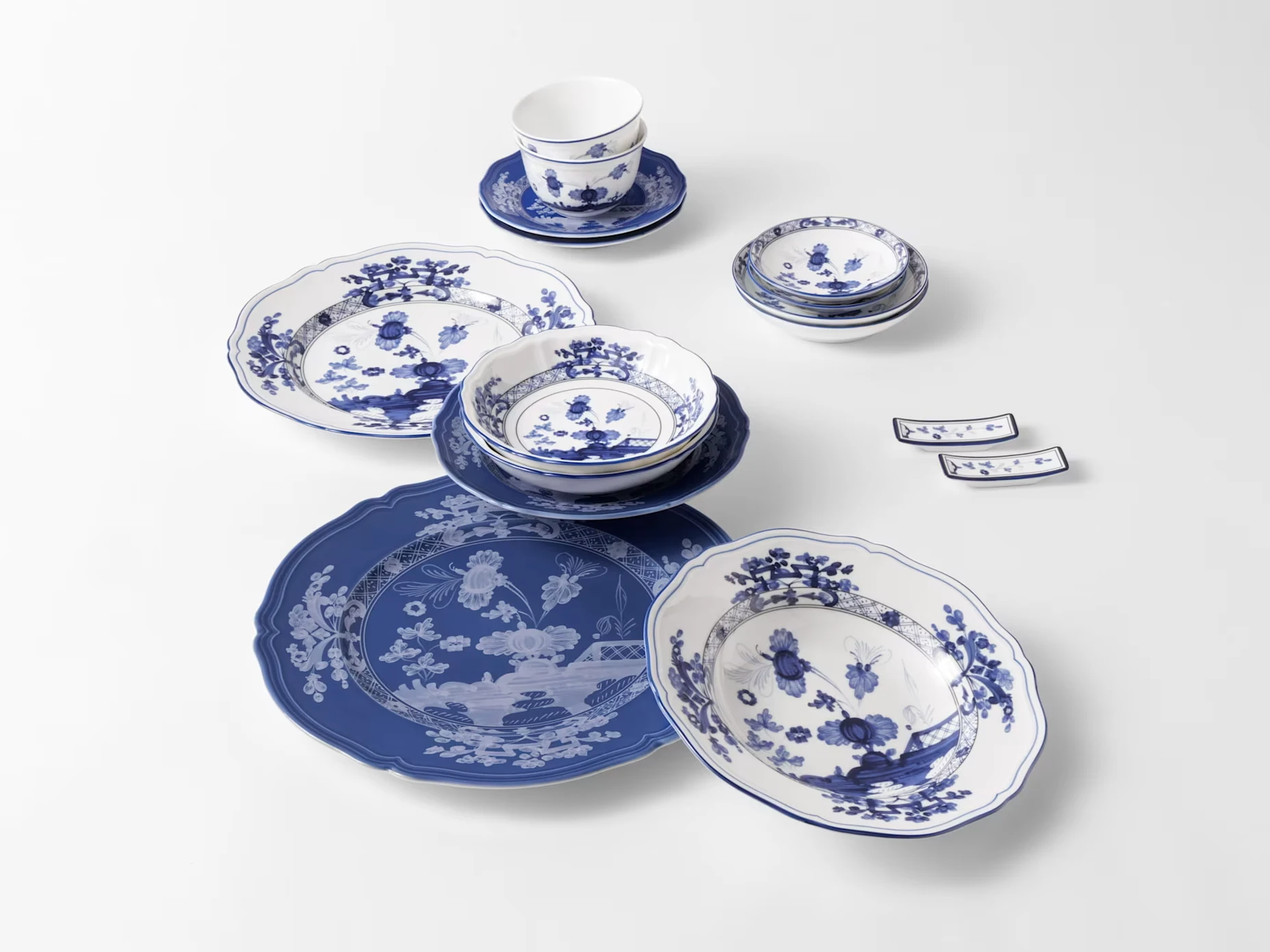 Ginori 1735, Oriente Italiano Indaco, Set of 2 individual serving plates