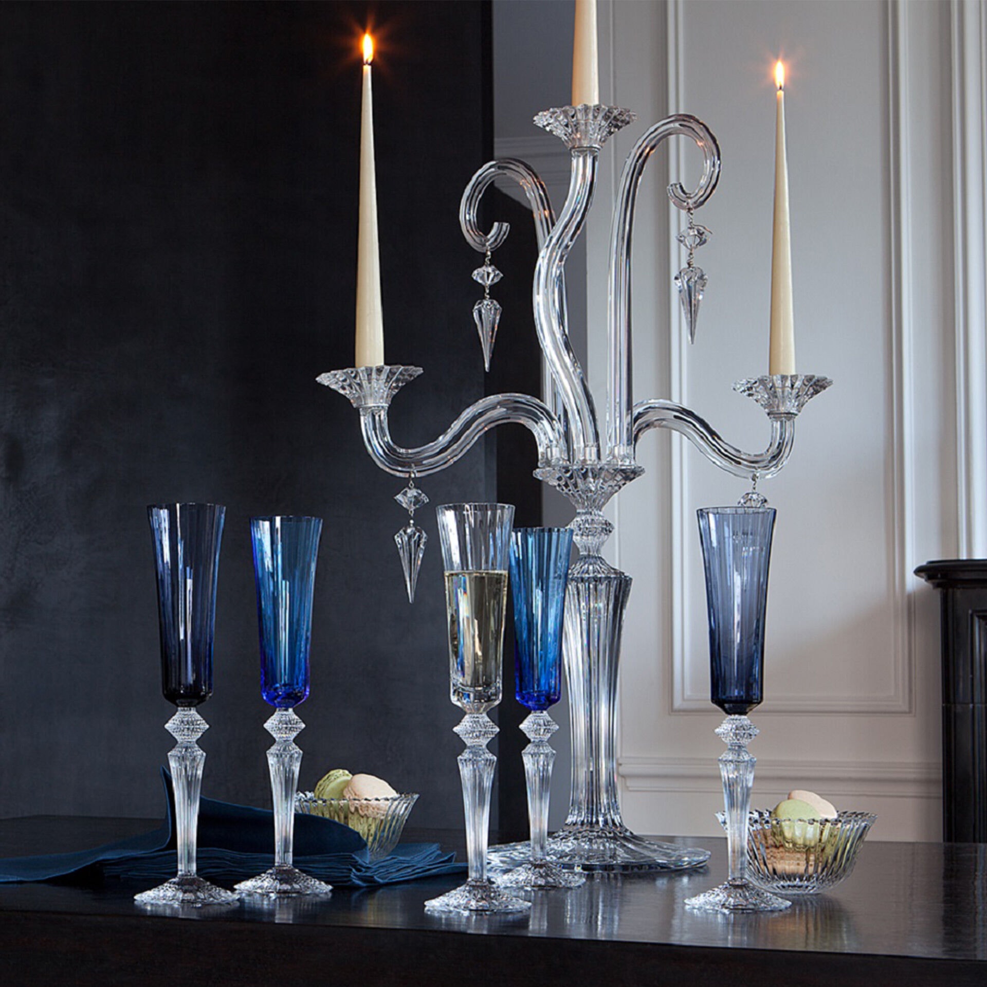 Baccarat, Mille Nuits bar collection, Flutissimo flute blue, set of 2