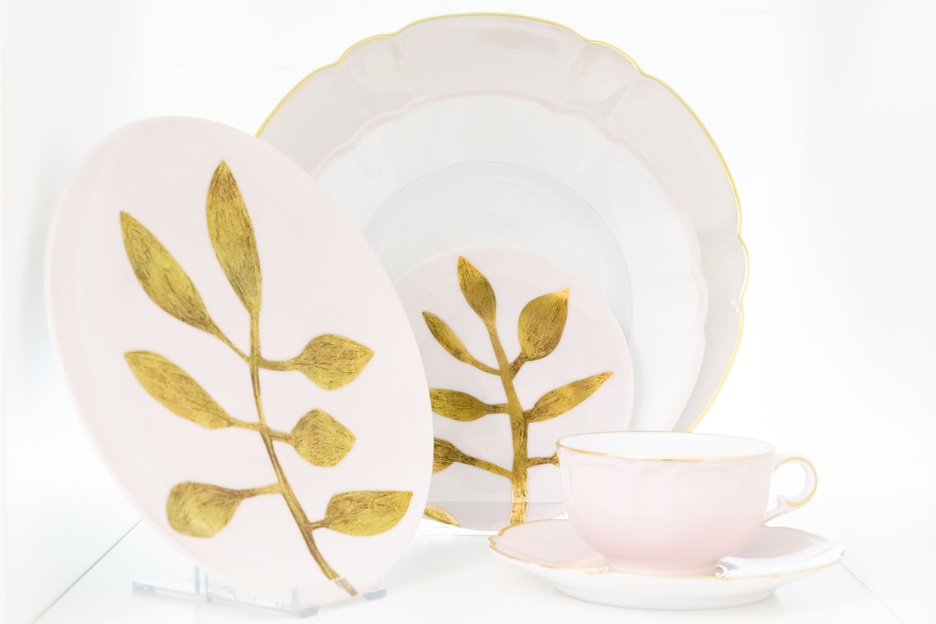 Robert Haviland & C. Parlon, Daphne Colors, Dessert plate