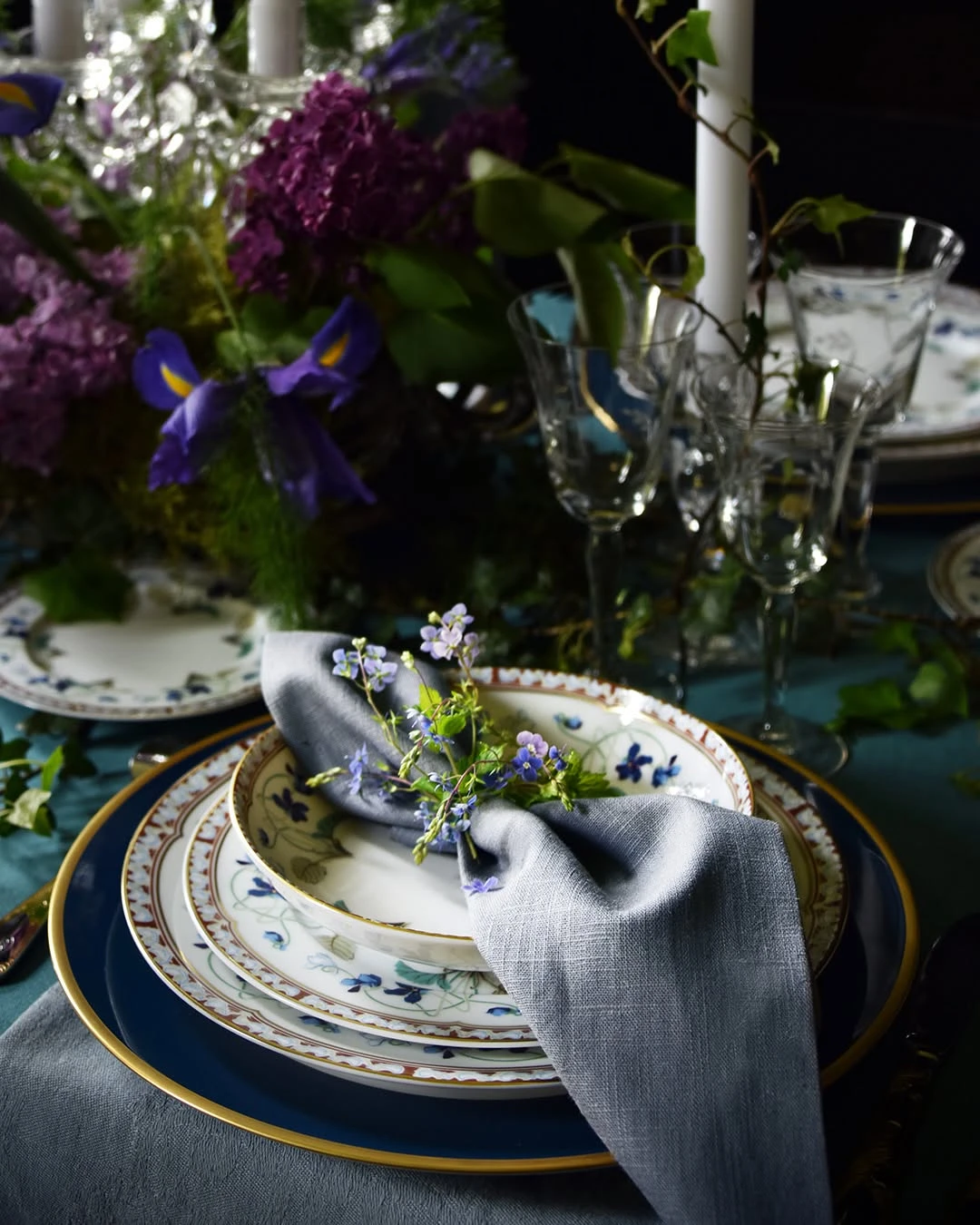 Haviland, Impératrice Eugénie, Salad serving bowl