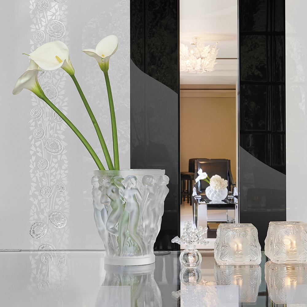 Lalique, Bacchantes vases, Vase, clear