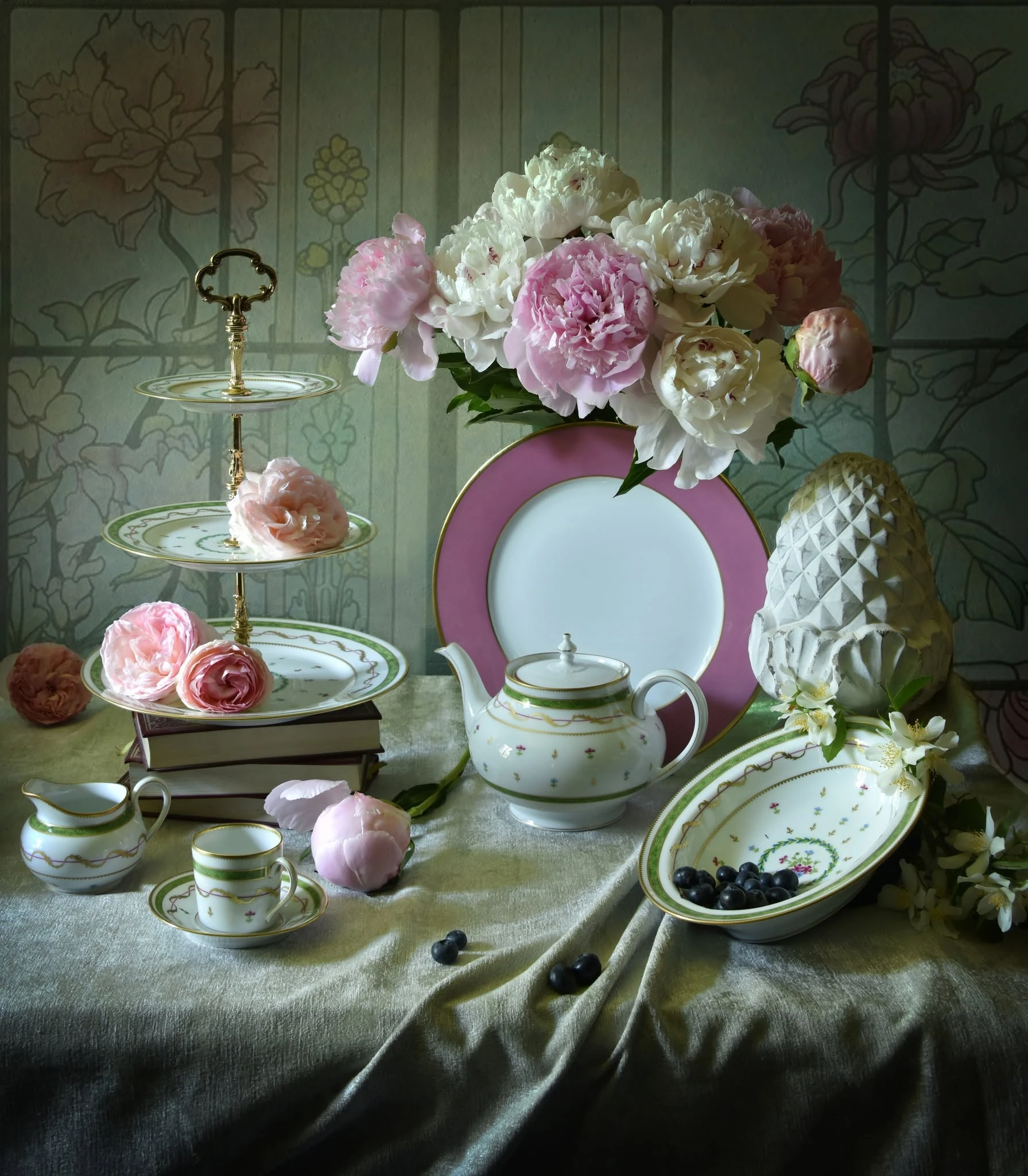 Haviland, Vieux Paris green, Creamer