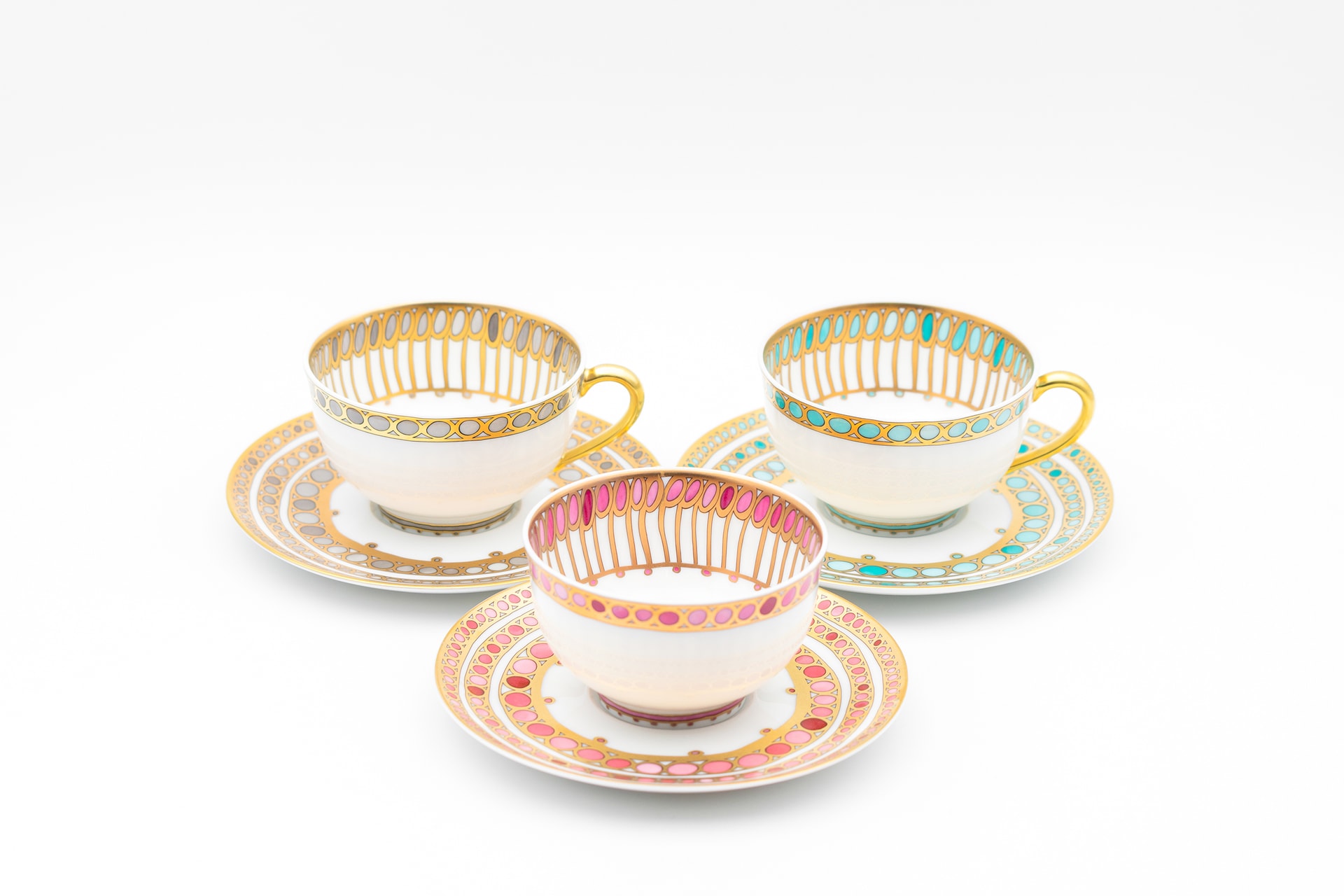 Robert Haviland & C. Parlon, Syracuse Fuschia, Tea cup & saucer