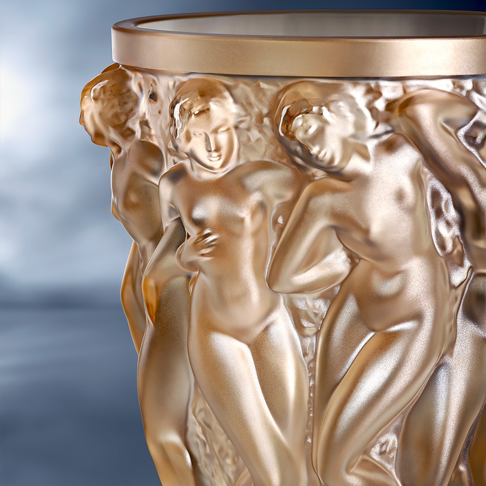 Lalique, Bacchantes vases, Vase, gold luster