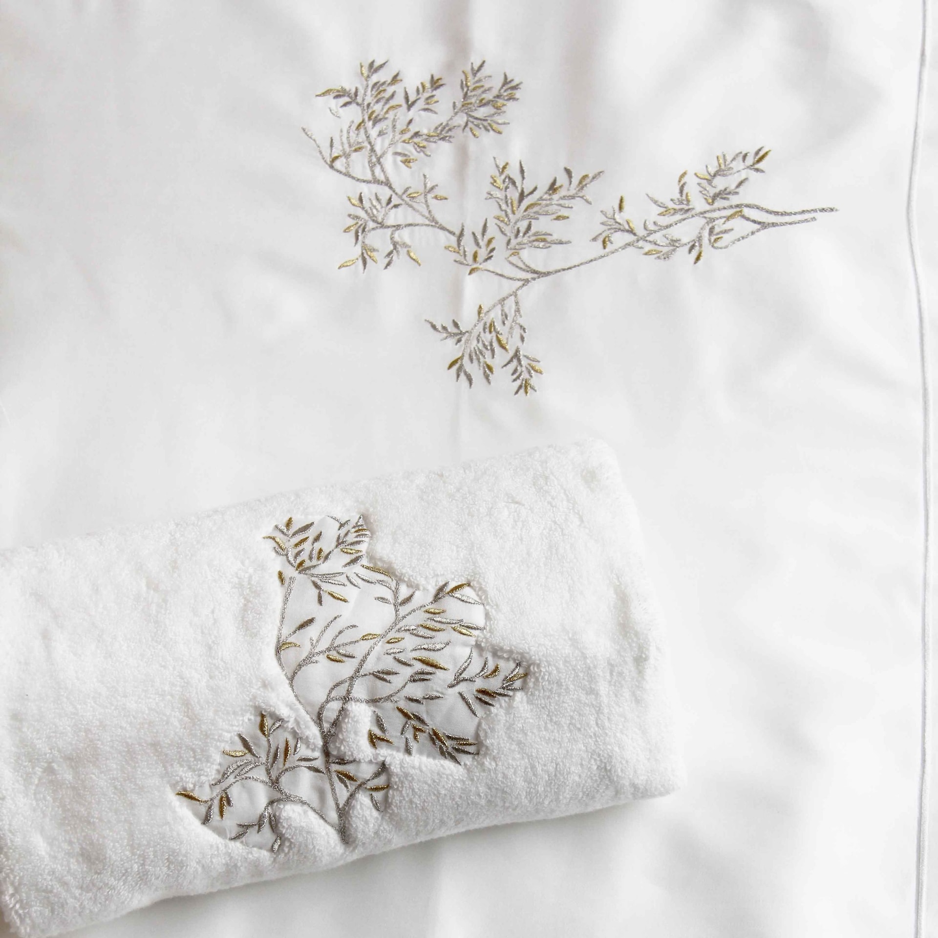 Valombreuse, Nagoya bed linen, Duvet cover, gold and silver