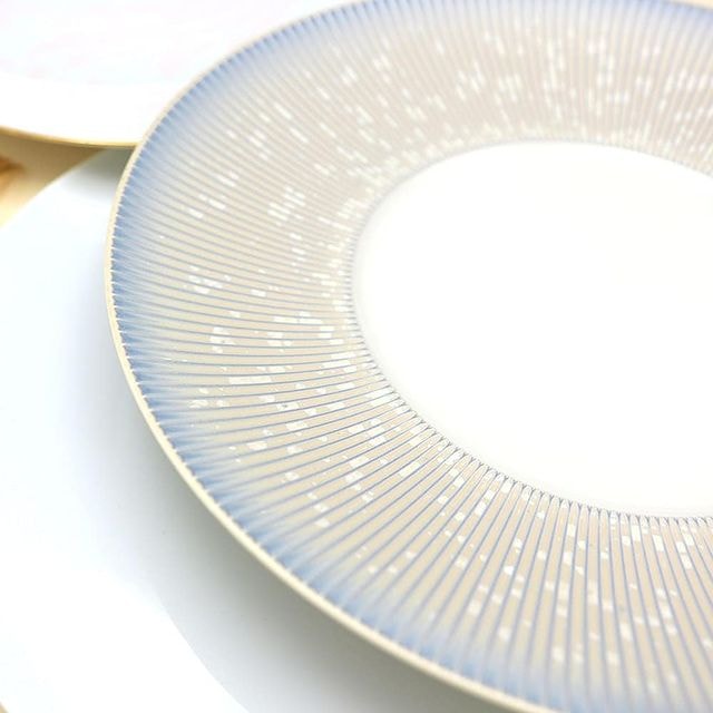 Jaune de Chrome, Song Perle, Dinner plate, bolero